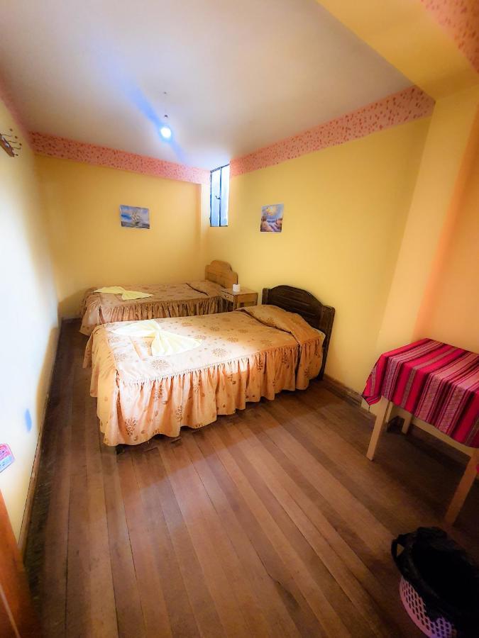 Hostal Luz Yhobimar Копакабана Экстерьер фото