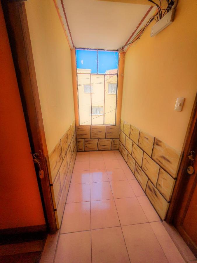 Hostal Luz Yhobimar Копакабана Экстерьер фото