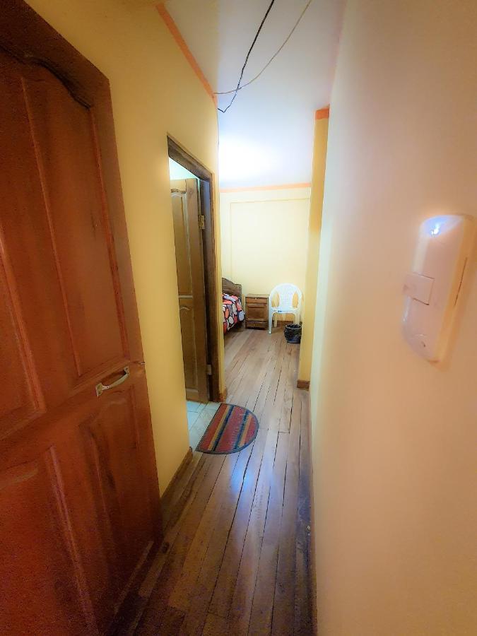 Hostal Luz Yhobimar Копакабана Экстерьер фото